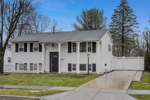 412 Denwood Dr S, Gahanna, OH 43230