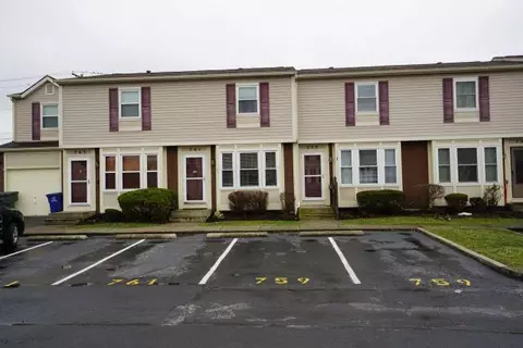 761 Cap Ln #18-B, Worthington, OH 43085