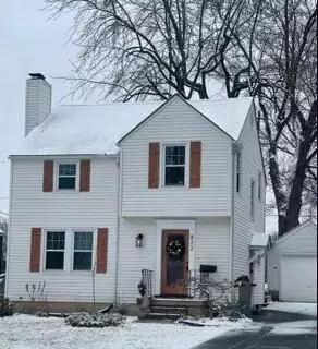 822 Riverside Dr, Springfield, OH 45504