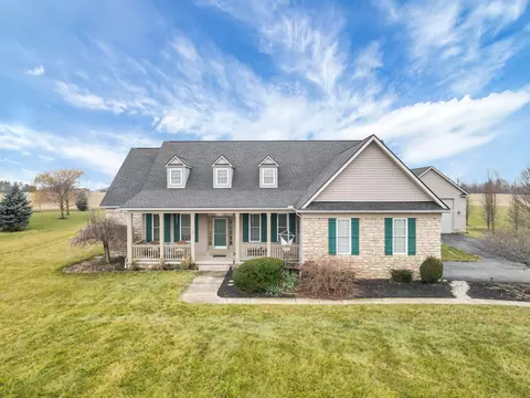 1579 Chickasaw Rd, Canal Winchester, OH 43110