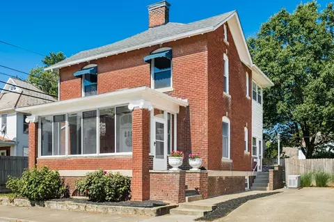 211 Park St, Lancaster, OH 43130