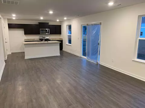 332 W Trinity Way, Newark, OH 43055
