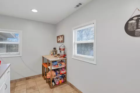 276 S Hampton Rd, Columbus, OH 43213 photo 15