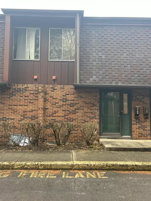 4760 Shell Ct S, Whitehall, OH 43213