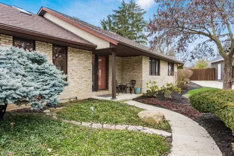 3471 Greenbank Ct, Columbus, OH 43221