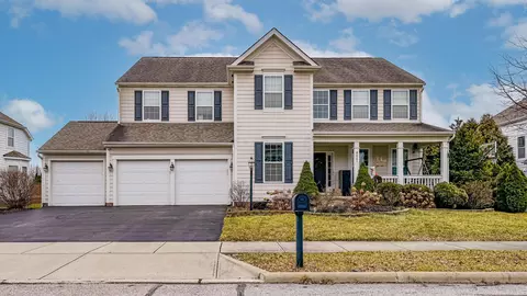 8427 Tournus Way, New Albany, OH 43054