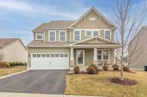 2363 Pine Crest Dr, Lancaster, OH 43130