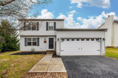 477 Fox Run Dr, Heath, OH 43056
