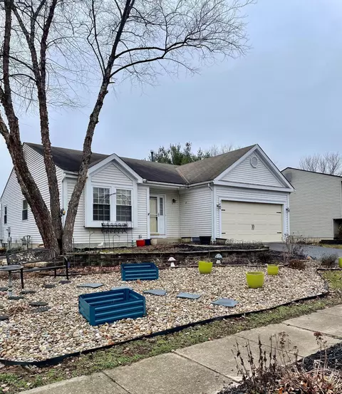 3605 Peany Ln, Canal Winchester, OH 43110