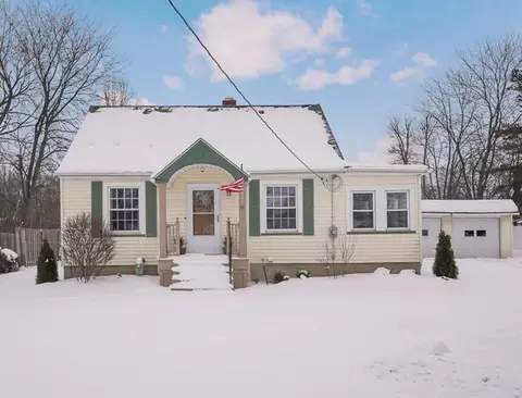 9945 W 130th St, North Royalton, OH 44133
