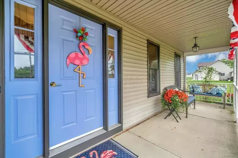 940 Barks Rd E, Marion, OH 43302 photo 2