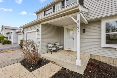 4527 Hickory Wood Dr, Columbus, OH 43228