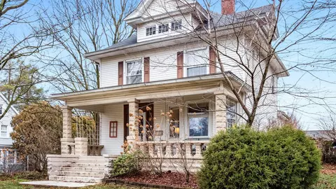 582 Granville St, Newark, OH 43055