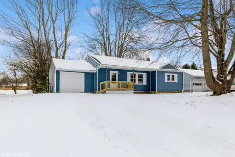 114 W Thrush Ave, Crestline, OH 44827