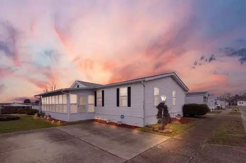 4149 Kershaw Dr, Columbus, OH 43207