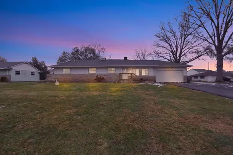 5555 Ebright Rd, Groveport, OH 43125
