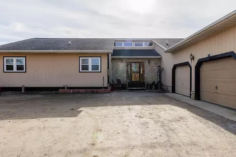 8165 Long Rd, Canal Winchester, OH 43110