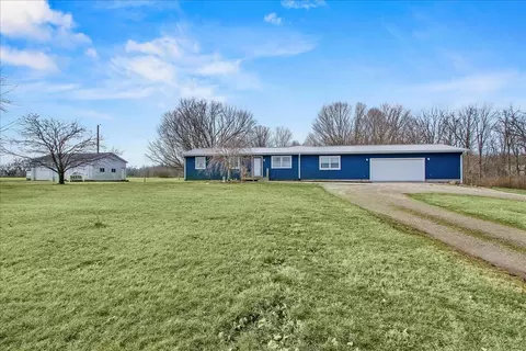 5064 Kiser Lake Rd, Conover, OH 45317