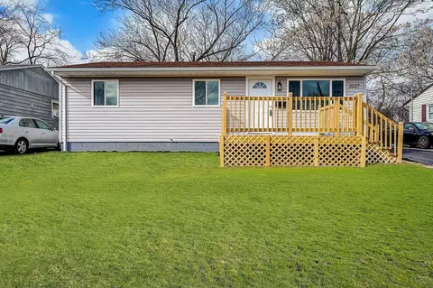 2027 Bancroft St, Columbus, OH 43219