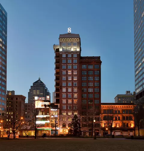 8 E Broad St #801, Columbus, OH 43215