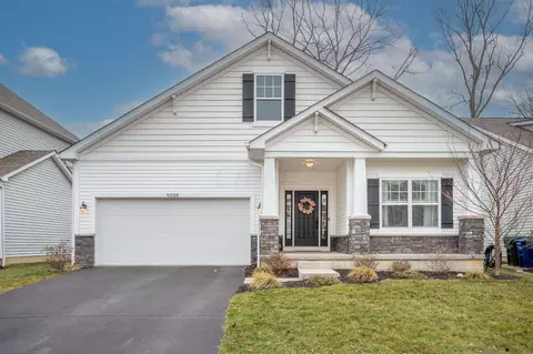6098 Bradwood Dr, Westerville, OH 43081