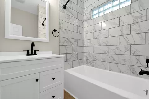 Bath - 845 E Wheeling St, Lancaster, OH 43130 photo 2 of 2