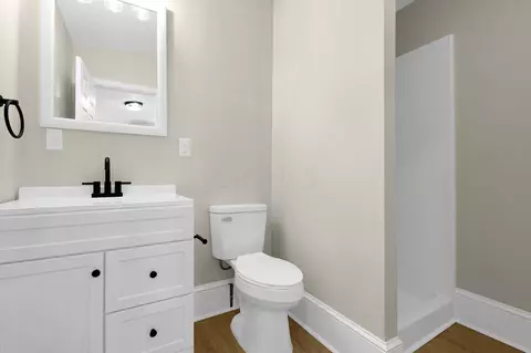 Bath - 845 E Wheeling St, Lancaster, OH 43130 photo 1 of 2
