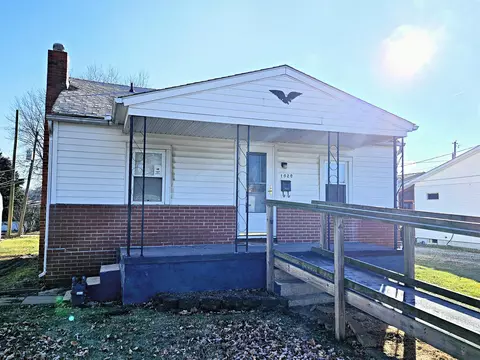 1020 Washington Ave, Lancaster, OH 43130