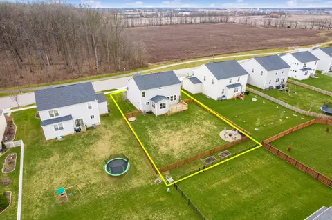View/Area - 854 Boulder Dr, Delaware, OH 43015 photo 2 of 2