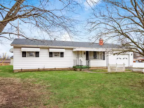 315 S Delaware Dr, Crooksville, OH 43731