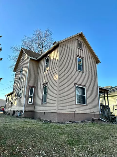 226 S Wayne St, Kenton, OH 43326