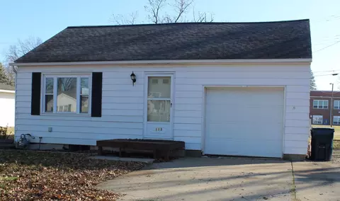 Exterior - 113 Hamilton Ave, Hebron, OH 43025 photo 2 of 6