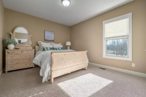 Bedroom - 2270 Maple Leaf Cir, Blacklick, OH 43004 photo 1 of 13