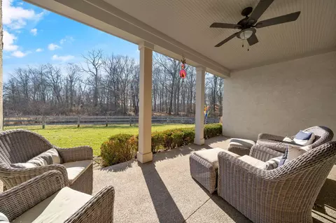 Exterior - 2270 Maple Leaf Cir, Blacklick, OH 43004 photo 10 of 13