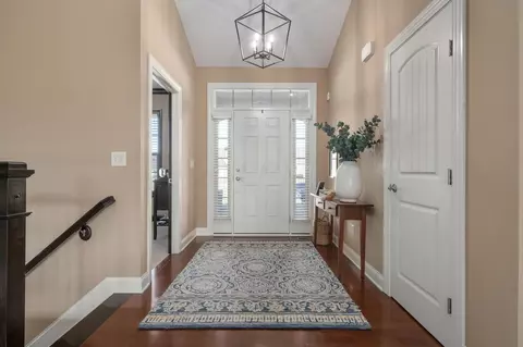 Entry Way - 2270 Maple Leaf Cir, Blacklick, OH 43004 photo 2 of 3