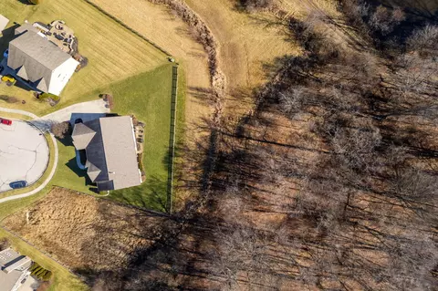 View/Area - 2270 Maple Leaf Cir, Blacklick, OH 43004 photo 9 of 10