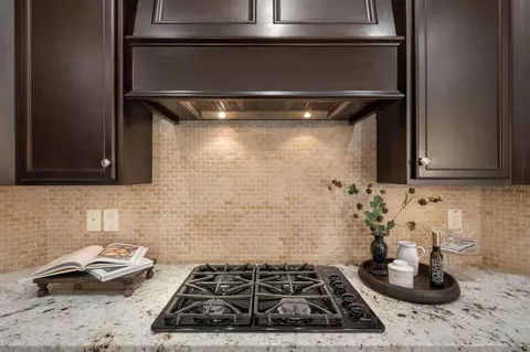 Kitchen - 2270 Maple Leaf Cir, Blacklick, OH 43004 photo 8 of 11