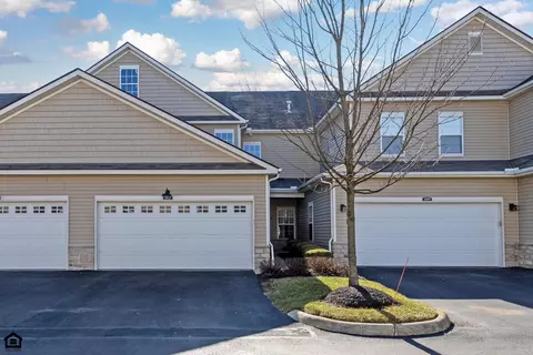 1413 Carylake Cir, Columbus, OH 43240