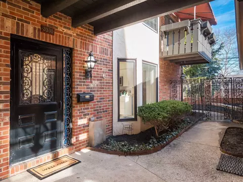 3530 La Rochelle Dr #K24-L, Upper Arlington, OH 43221