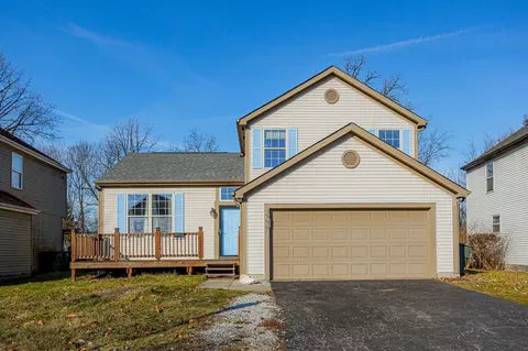 2277 Brookbank Dr, Grove City, OH 43123