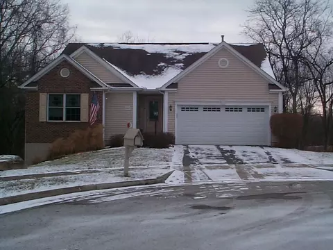 1107 Desert Willow Dr, Blacklick, OH 43004