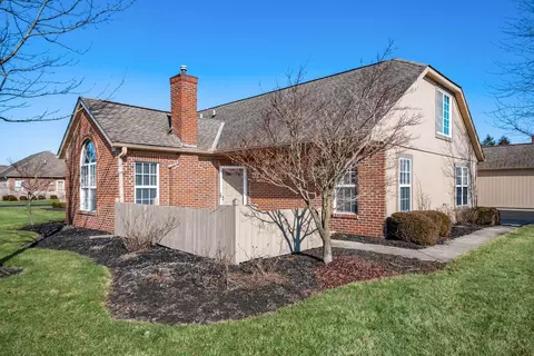 528 Calkin Ln E, Columbus, OH 43230