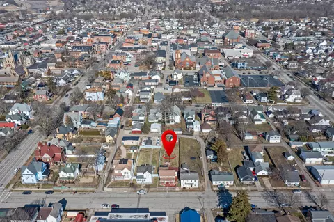 View/Area - 134 E Mill St, Circleville, OH 43113 photo 3 of 4