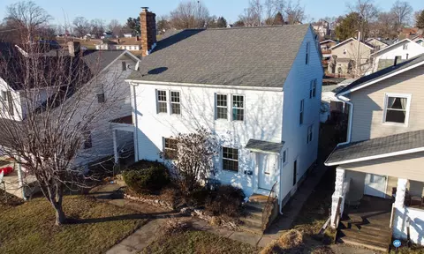300-302 Everett Ave, Newark, OH 43055