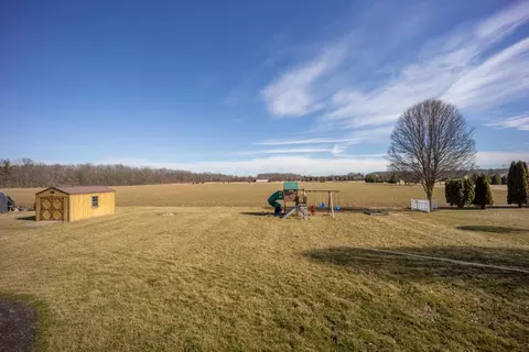 Exterior - 3322 Gooding Rd, Marion, OH 43302 photo 10 of 12
