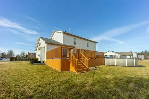 Exterior - 3322 Gooding Rd, Marion, OH 43302 photo 5 of 12