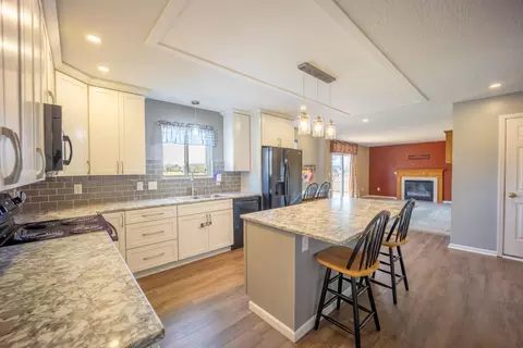 Kitchen - 3322 Gooding Rd, Marion, OH 43302 photo 4 of 4