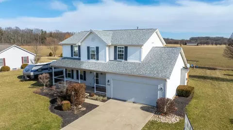 Exterior - 3322 Gooding Rd, Marion, OH 43302 photo 2 of 12