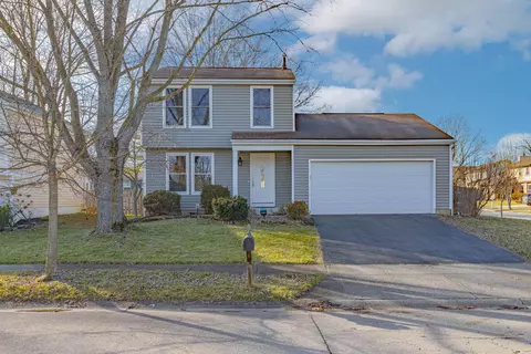 8857 Knighton Ct, Powell, OH 43065
