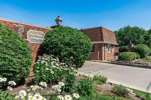 624 Dlyn St, Columbus, OH 43228